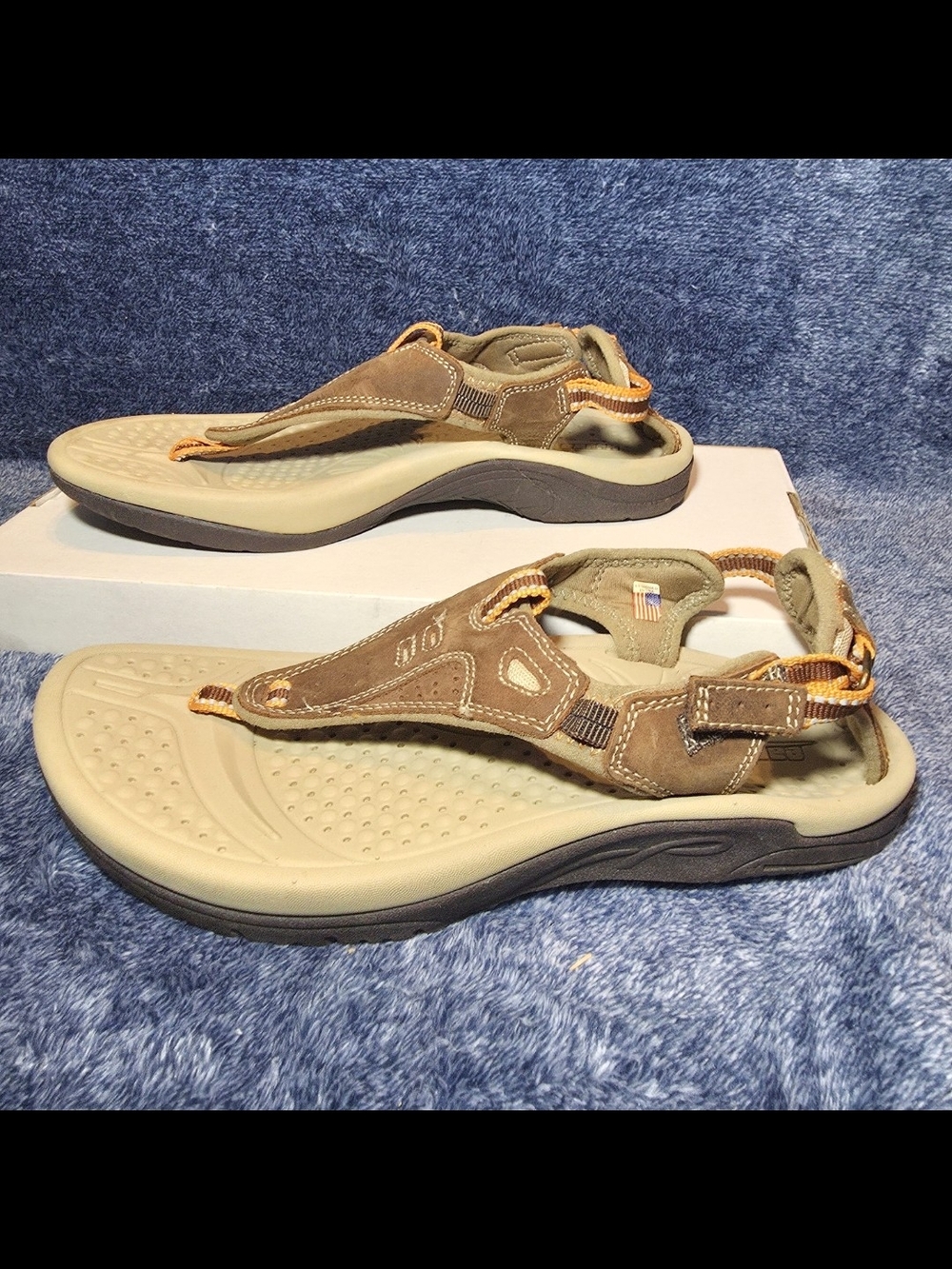 Earth Women's Sport Thong Sandals